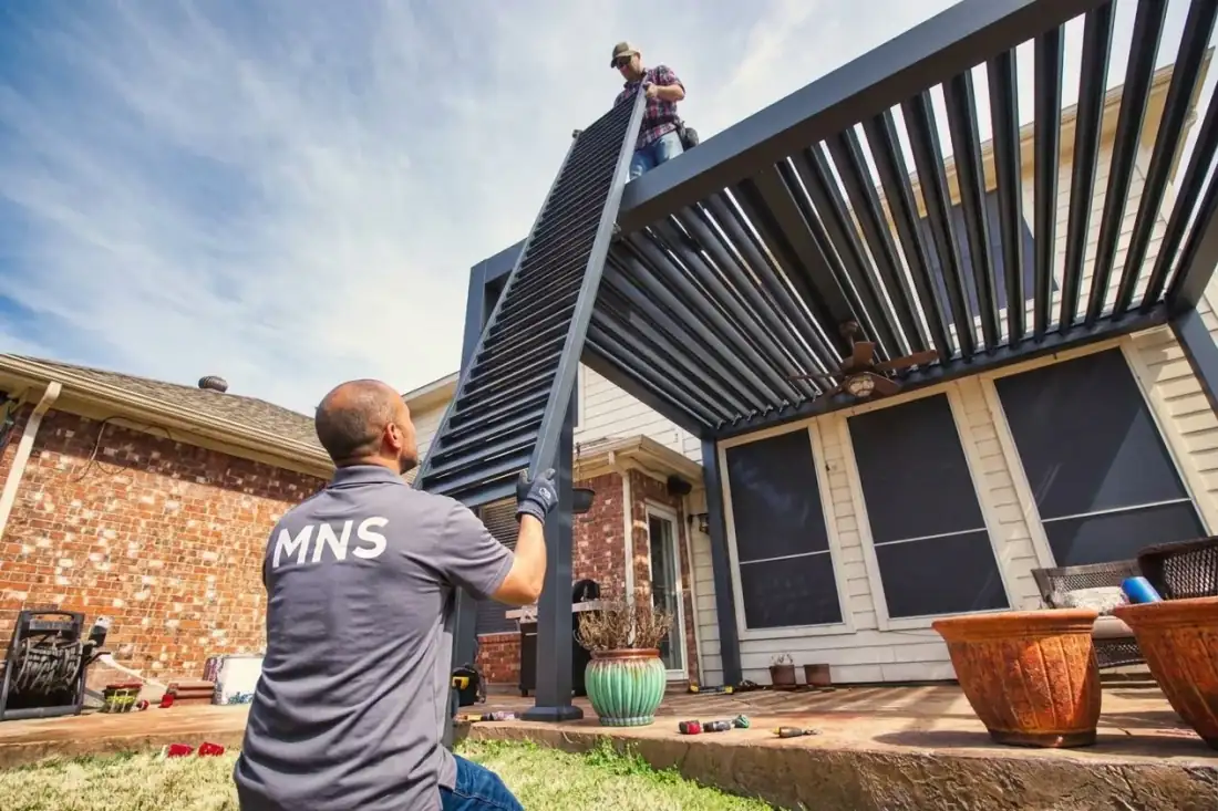 Pergola bioclimatique à Grézan